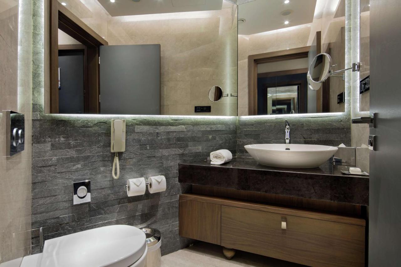 DoubleTree by Hilton Istanbul – Piyalepasa
