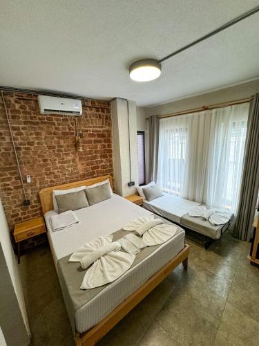Deluxe Family Suite