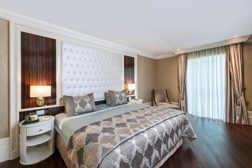 Presidential Suite with King Size Bed