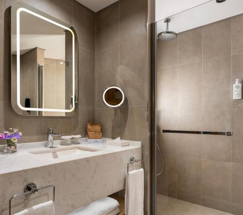 Family Connecting Rooms