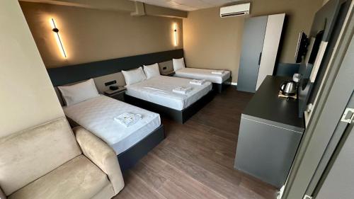 Deluxe Dört Kişilik Oda