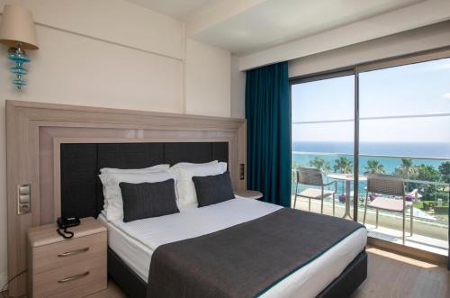 Standard Double or Twin Room - Sea View