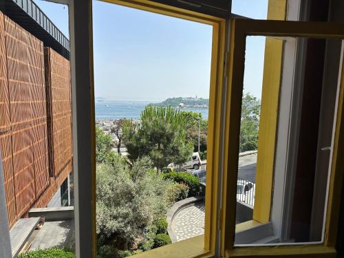 Deniz Manzaralı Lüks Villa / Ek Bina