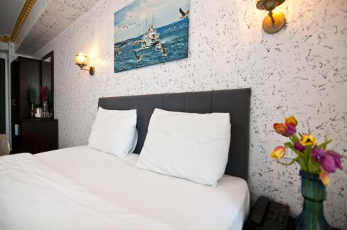 Deluxe Triple Room - Sea View