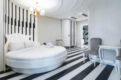 Deluxe Çift Kişilik Oda (2 Yetişkin + 1 Çocuk)