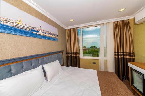 Standard Double or Twin Room - Sea View