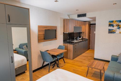 Deluxe Çift Kişilik Oda - Balkonlu