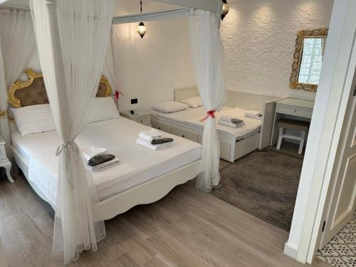Quadruple Room - Garden View