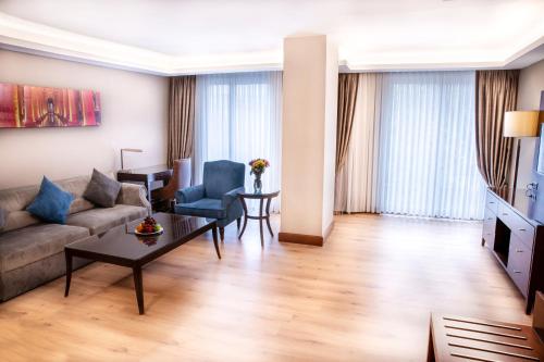One Bedroom Suite