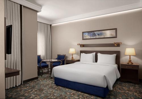 Executive Köşe Süit + Lounge Erişimi