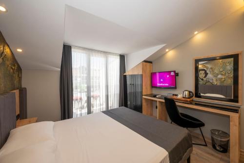 Deluxe Çift Kişilik Oda - Balkonlu