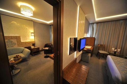 Deluxe Suite - Sea View