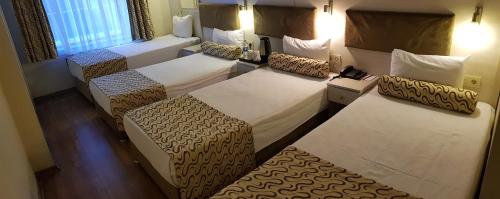 Classic Quadruple Room