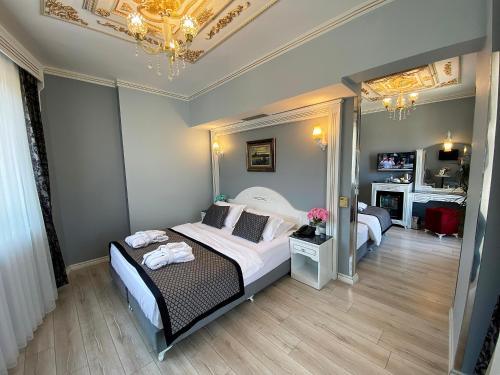 Superior Triple Room