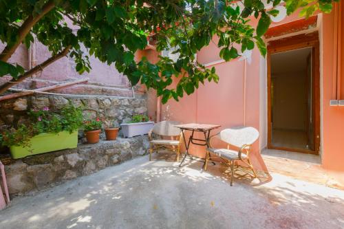 Double Room - Garden View
