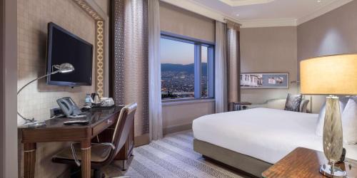 Executive Köşe King Oda + Lounge Erişimi