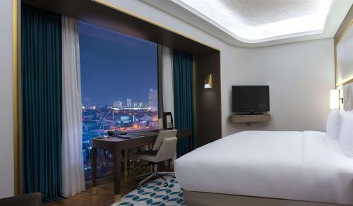 Executive King Room - Lounge Access
