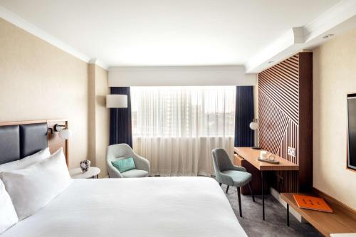 Interconnecting King Room with Two King Beds