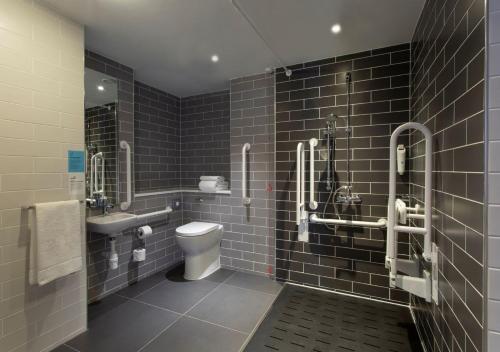 Standard Double Room with Free Hot Breakfast - Accessible