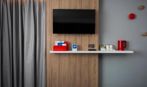 Standard Room with Free Hot Breakfast