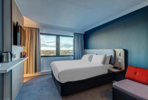 Standard Double Room with Sofa Bed and Free Hot Breakfast