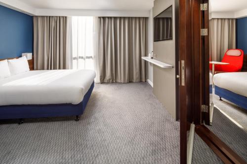 Double Room with Free Hot Breakfast - Accessible