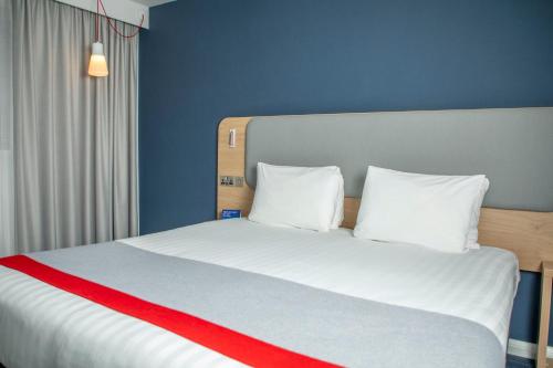 Standard Room with Free Hot Breakfast