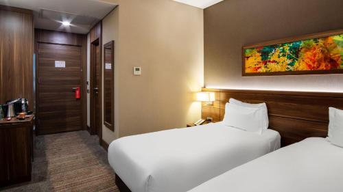 Standard Twin Room (Smoking)