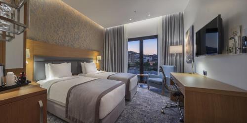 Standard Double Room (Smoking)