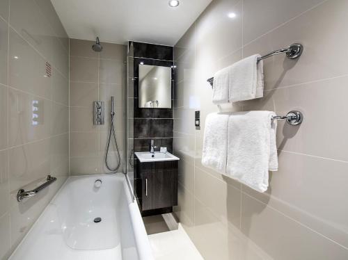 Premium Room with Two Single Beds