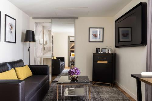 Townhouse King Süit (2 Yetişkin + 2 Çocuk)