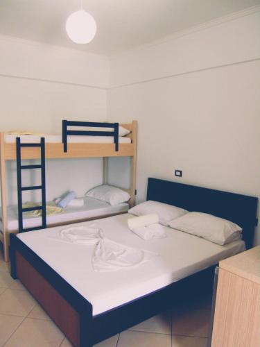 Standart Çift Kişilik Oda - Ortak Banyolu