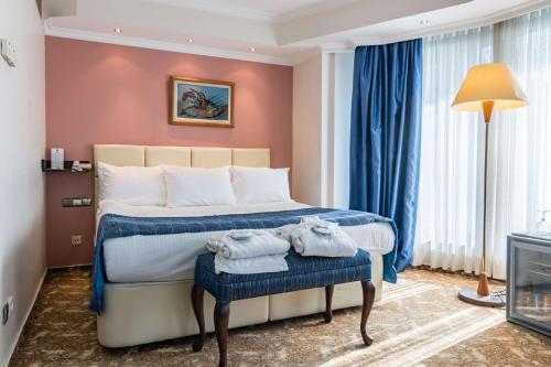 Şehir Manzaralı Süit