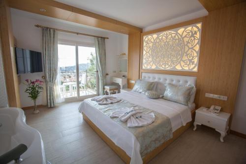 Deluxe Çift Kişilik Oda - Spa Küvetli