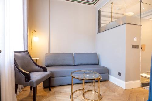 Penthouse Apartment