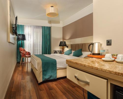 Double Room with Balcony