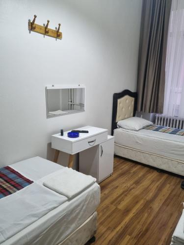 Çift Kişilik Oda - Ortak Banyolu