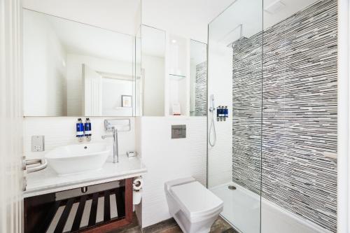 Premium Queen Room