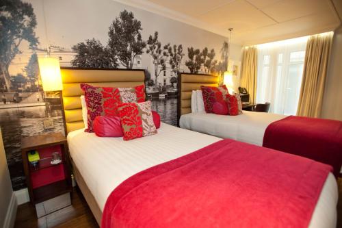 Premium Twin Room with Sofa Bed and Garden View