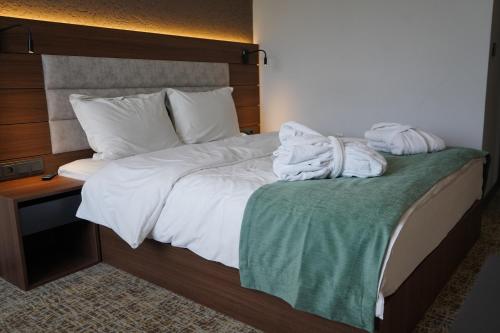 Double or Twin Room - Garden View