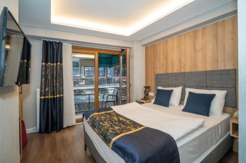 Deluxe Çift Kişilik Oda - Balkonlu