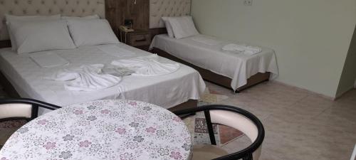 Standard Triple Room with Sea View