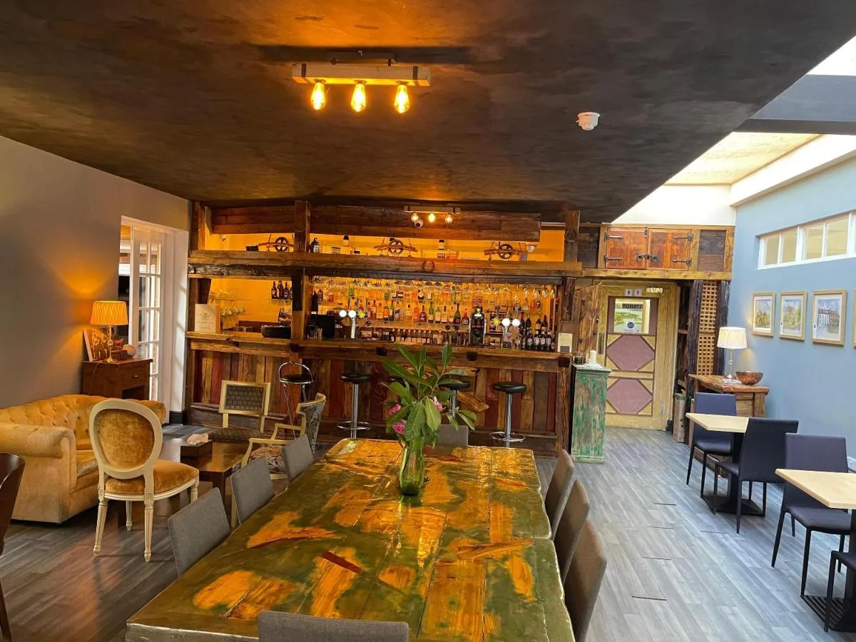 The French Partridge Hotel