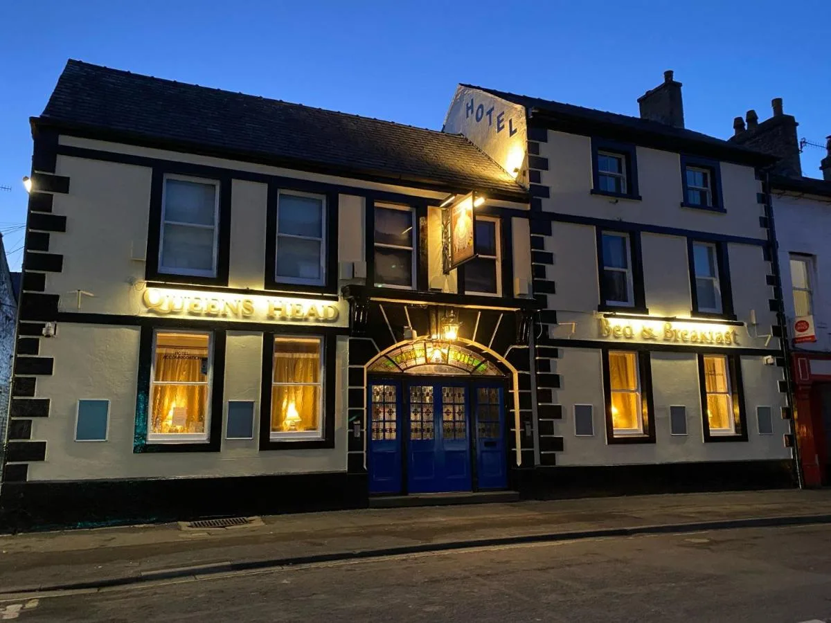 The Queen’s Head Hotel