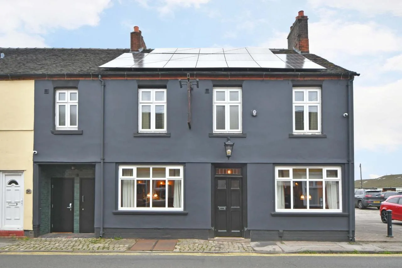 The Masons Arms