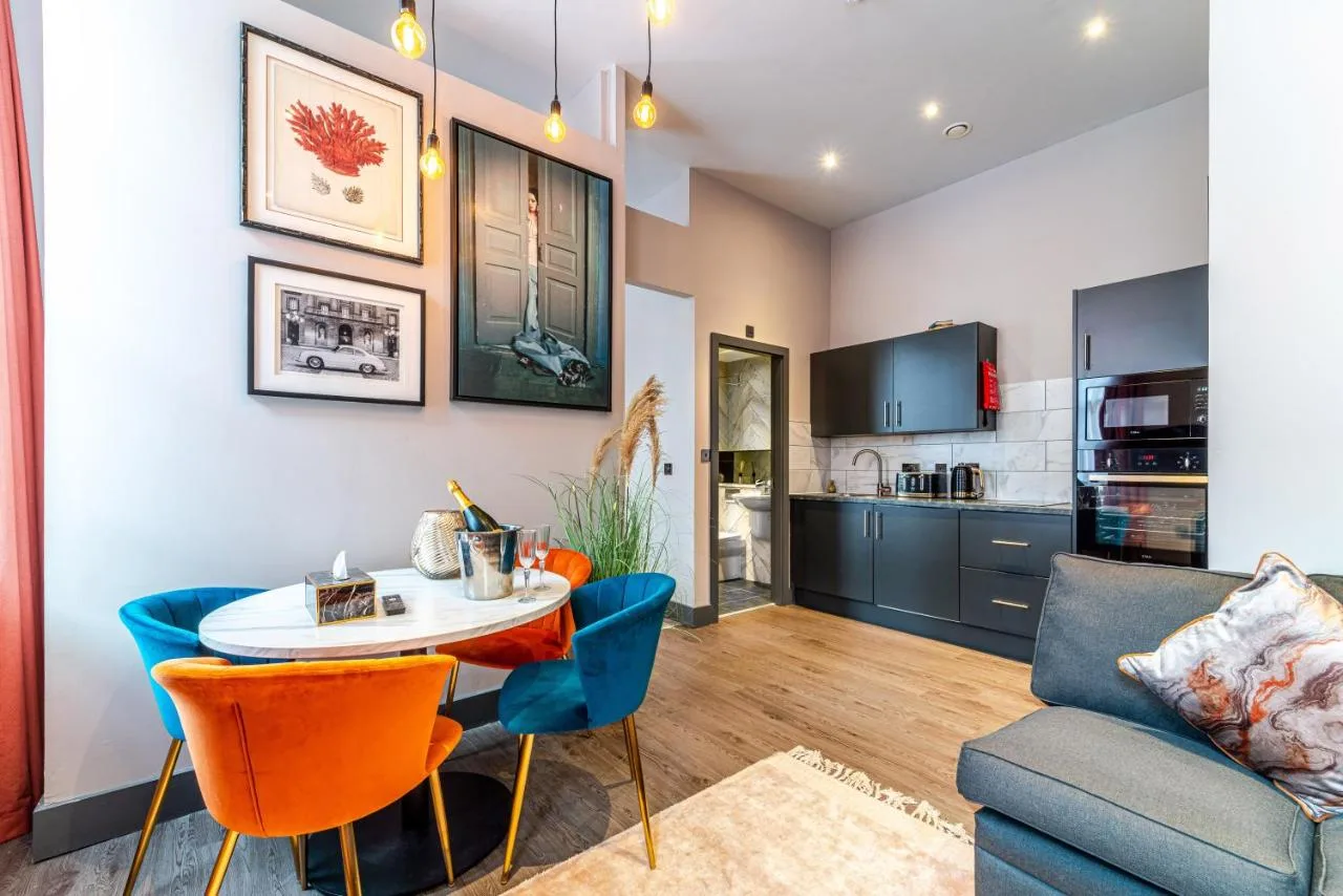 EPIC Duke Street Townhouse, City Centre Apartments