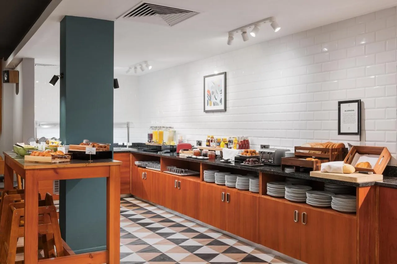 Holiday Inn Northampton by IHG