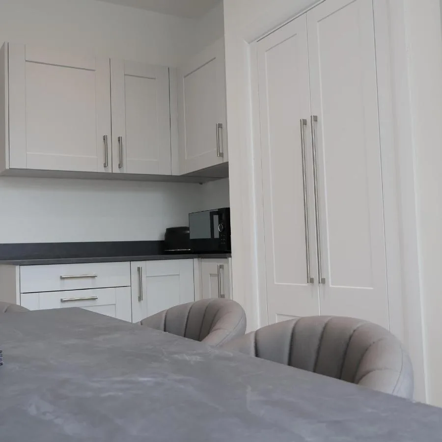 Alban Suites