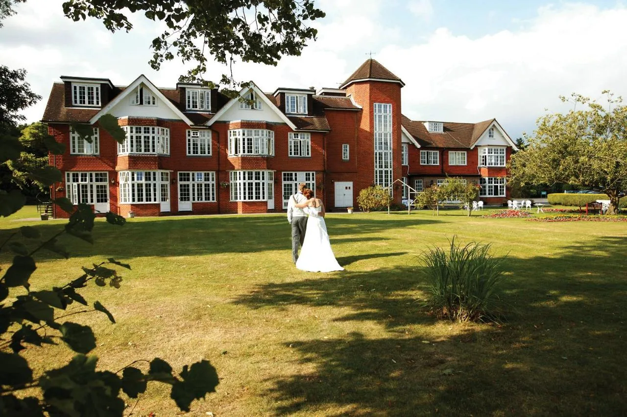 Grovefield House Hotel By Uno -FREE PARKING