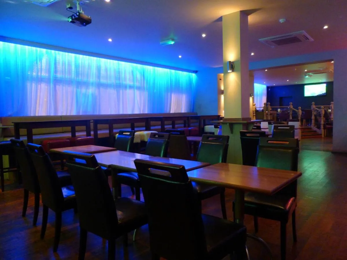Dreams Hotel